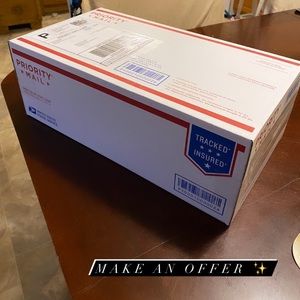 New items will be listed soon!! ✨